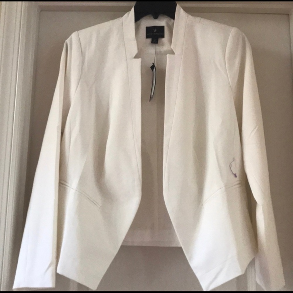 Beautiful Worthington Blazer